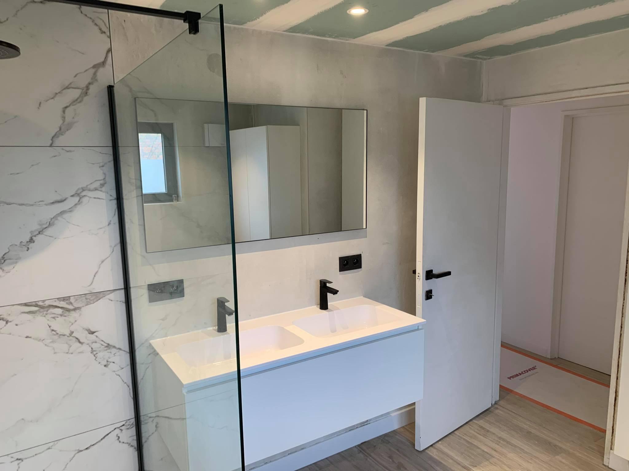 Sanitair en verwarming Temse, Kruibeke, Sint-Niklaas en Beveren-Waas door Thibaut Tireur. 